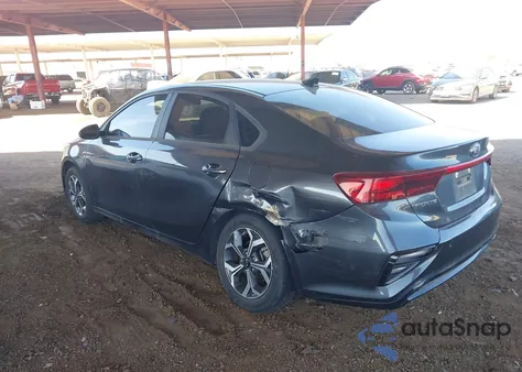 2021 Kia Forte Lxs из США, поврежденный, VIN 3KPF24AD3ME273301